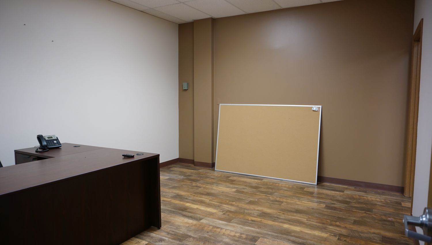 Suite 203 D